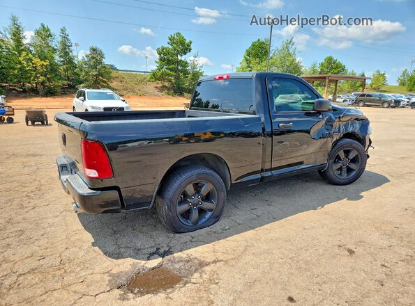 3C6JR6AT2HG713857 2017 RAM 1500 Черный Задняя правая четверть