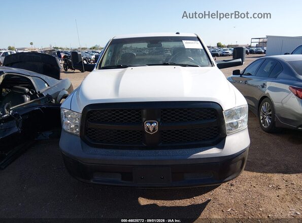 3C6JR7DG4HG711175 2017 RAM 1500 White Dashboard view