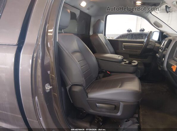 3C6JR7DG7KG503363 2019 RAM 1500 CLASSIC Brown Вид наклейки з VIN-кодом