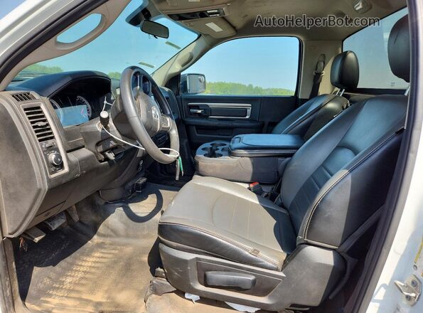 3C6JR7DG8PG602121 2023 RAM 1500 White წინა სალონის ხედი