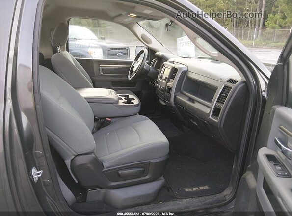 3C6JR7DGXKG503311 2019 RAM 1500 CLASSIC Gray Вид салону спереду