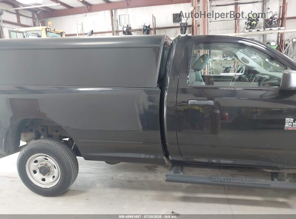 3C6LR5AT5JG363617 2018 RAM 2500 Черный 