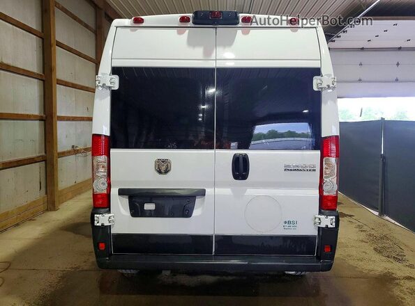 3C6LRVPG5PE582656 2023 RAM PROMASTER Белый Вид сзади