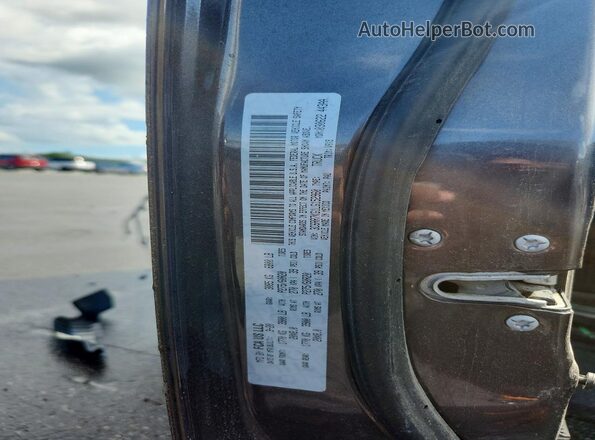 3C6RR7KG1LG152960 2020 RAM 1500 Gray Widok naklejki z numerem VIN