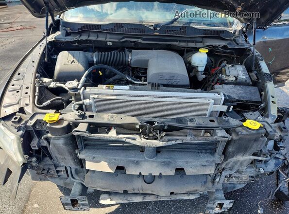 3C6RR7KG1LG152960 2020 RAM 1500 Gray Widok wnętrza z tyłu