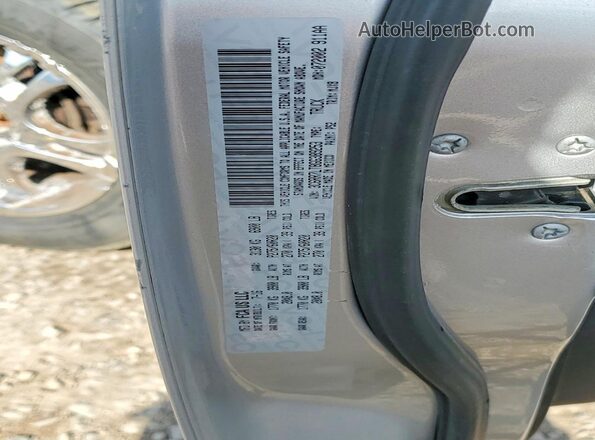3C6RR7LT8GG389253 2016 RAM 1500 Silver Vista del compartimento del motor