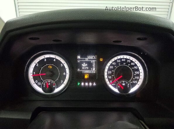 3C6TR4HT7JG144254 2018 RAM 2500 Белый Вид щитка приборов