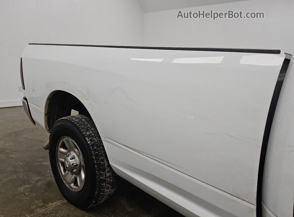 3C6TR4HT7JG144254 2018 RAM 2500 Белый 