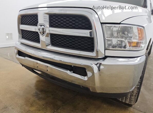 3C6TR4HT7JG144254 2018 RAM 2500 Белый 