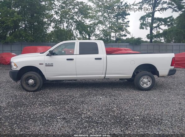 3C6TR5HT4JG375229 2018 RAM 2500 White სალონის 360-გრადუსიანი ხედი