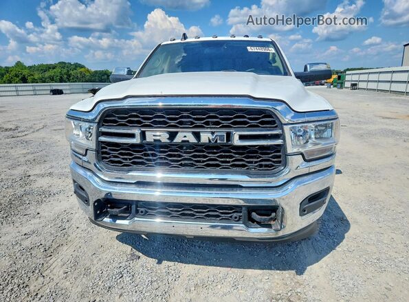 3C6UR5CL4LG123835 2020 RAM 2500 White Դիմացի տեսք