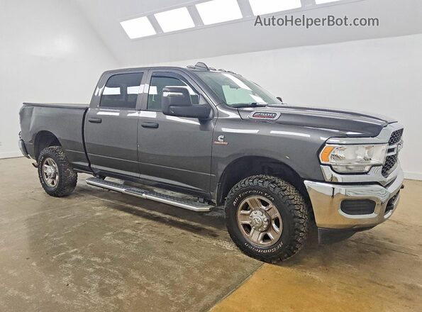 3C6UR5CL9RG306625 2024 RAM 2500 Gray Front right