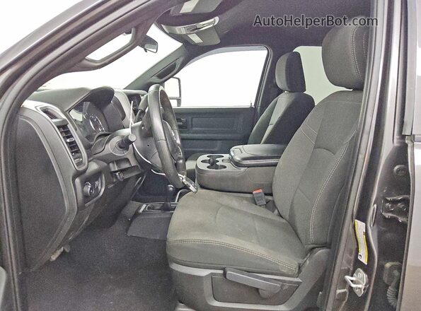 3C6UR5CL9RG306625 2024 RAM 2500 Gray Front interior view