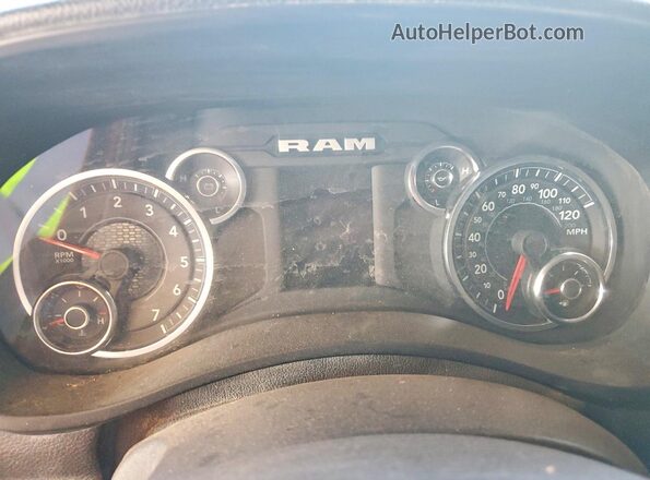 3C6UR5DJ0RG322788 2024 RAM 2500 Red Instrument cluster view