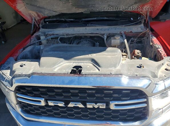 3C6UR5DJ0RG322788 2024 RAM 2500 Red Rear interior view