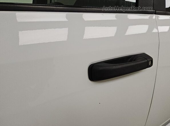 3C6UR5DL6RG336213 2024 RAM 2500 White Панорамний вид салону 360°