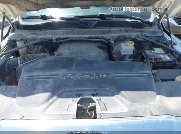 3C6UR5HJ3RG139640 2024 RAM 2500 Белый Вид сзади