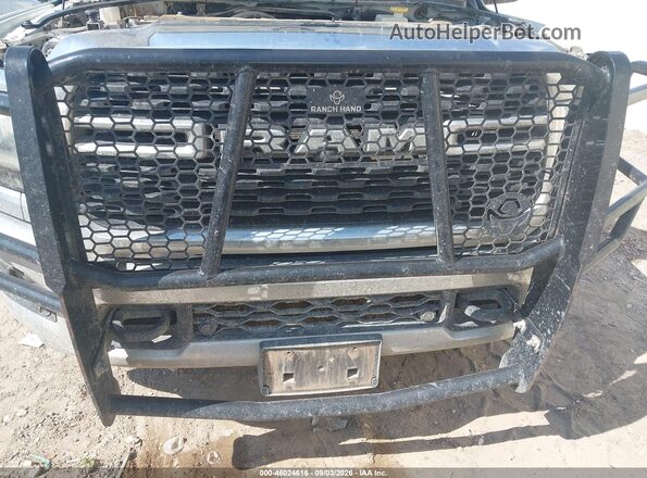 3C6UR5HJ7RG139639 2024 RAM 2500 White Front view