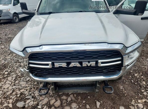 3C7WRTCL9LG184848 2020 RAM 3500 White Սալոնի հետևի տեսք