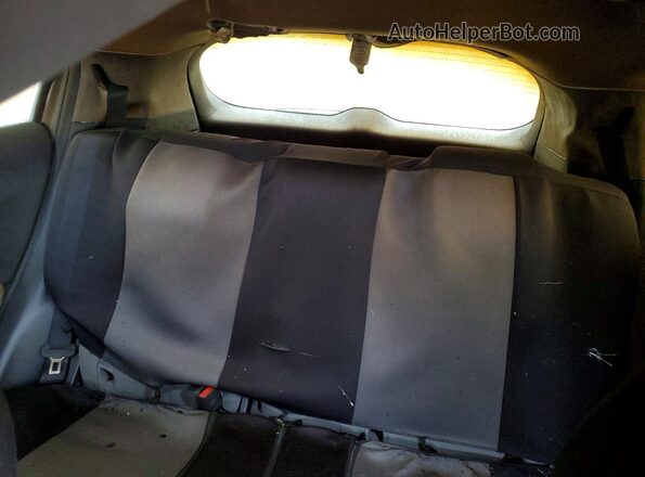 3CZRU5H56MM712082 2021 HONDA HR-V White Rear seats view