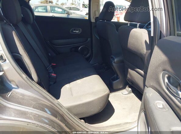 3CZRU5H58JM718753 2018 HONDA HR-V Gray Widok naklejki z numerem VIN
