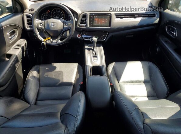 3CZRU5H79HM701004 2017 HONDA HR-V Gray Widok deski rozdzielczej