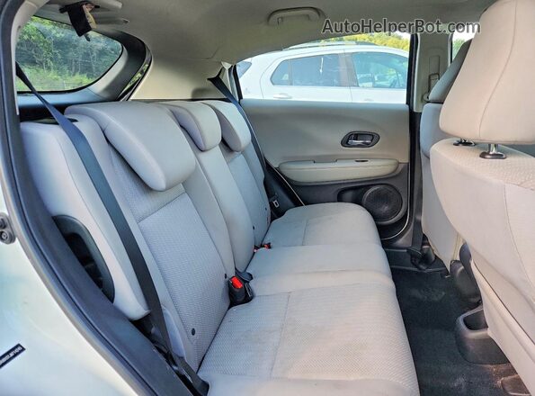 3CZRU6H37JM714245 2018 HONDA HR-V Белый Вид задних сидений