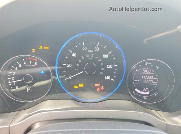 3CZRU6H5XJM719991 2018 HONDA HR-V Silver ხელსაწყოთა პანელის ხედი