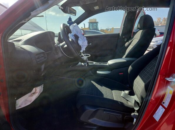 3CZRZ1H54PM740350 2023 HONDA HR-V Red Widok wnętrza z przodu