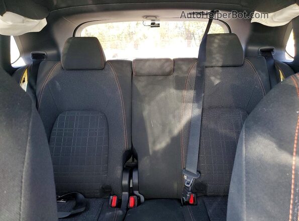3CZRZ1H56SM752654 2025 HONDA HR-V White Rear seats view