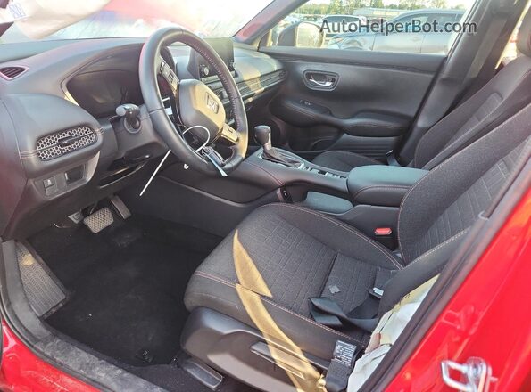 3CZRZ1H58SM756012 2025 HONDA HR-V Красный Вид салона спереди