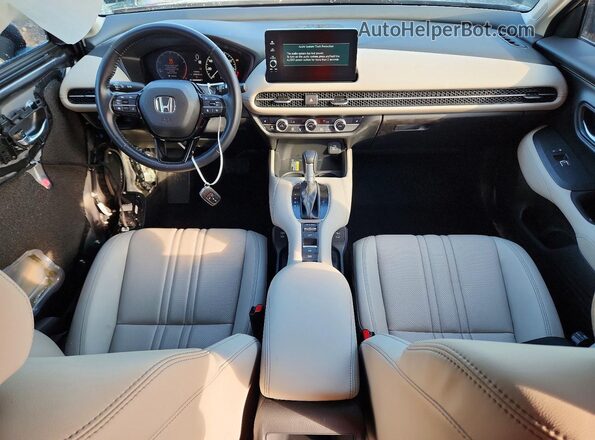 3CZRZ1H72SM716414 2025 HONDA HR-V Серый Вид панели приборов