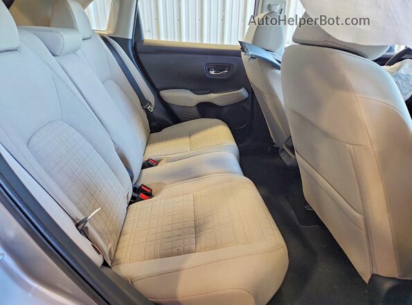 3CZRZ2H35RM718154 2024 HONDA HR-V Silver Vista interior trasera