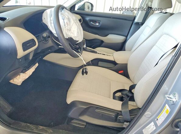 3CZRZ2H3XRM717601 2024 HONDA HR-V Серебряный Вид салона спереди