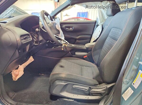 3CZRZ2H52RM747516 2024 HONDA HR-V Бирюзовый Вид салона спереди