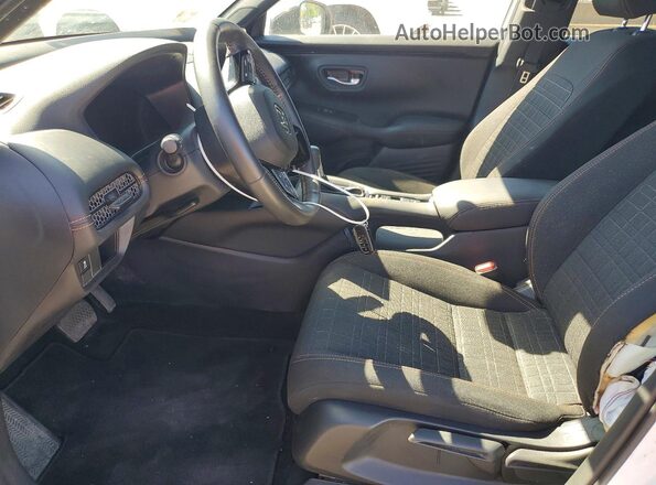 3CZRZ2H54SM705256 2025 HONDA HR-V White Front interior view