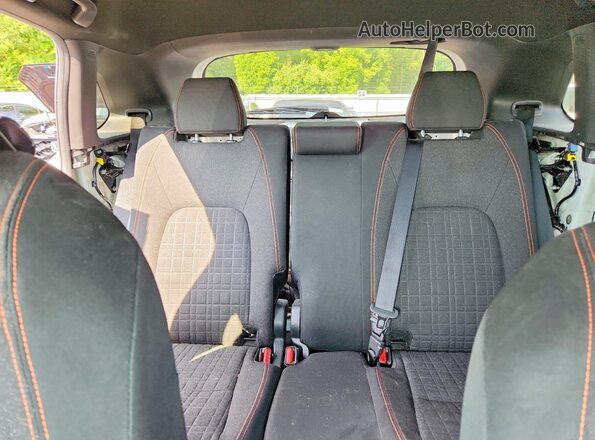 3CZRZ2H59PM701470 2023 HONDA HR-V White Widok tylnych siedzeń