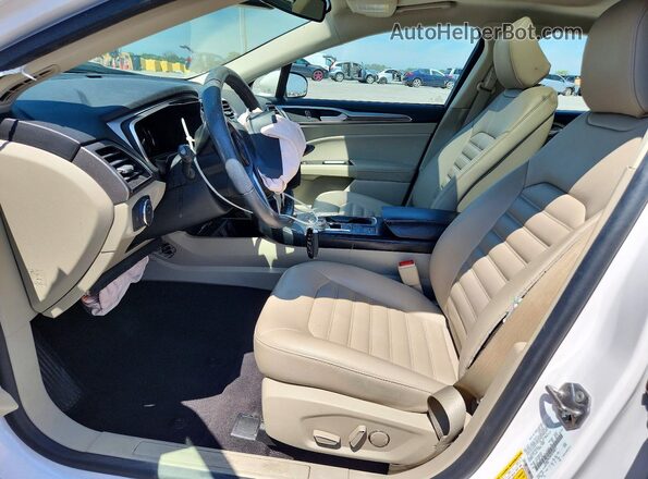 3FA6P0CD0LR249817 2020 FORD FUSION Белый Вид салона спереди