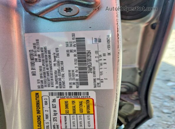 3FA6P0CD7KR139264 2019 FORD FUSION Silver Widok komory silnika