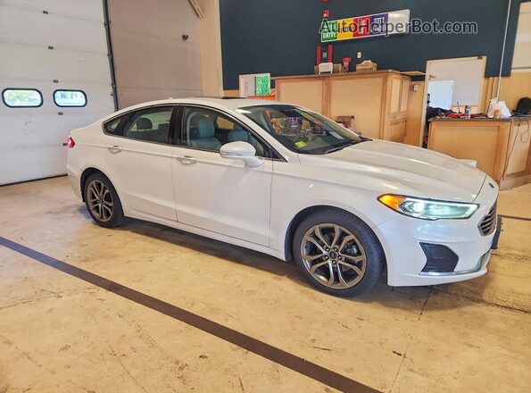 3FA6P0CDXKR219707 2019 FORD FUSION White Przód prawy