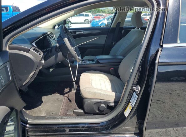 3FA6P0G71HR348478 2017 FORD FUSION Black Widok wnętrza z przodu