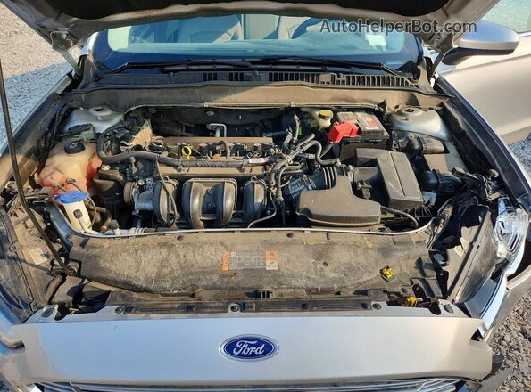 3FA6P0G77GR312941 2016 FORD FUSION Silver Vista interior trasera