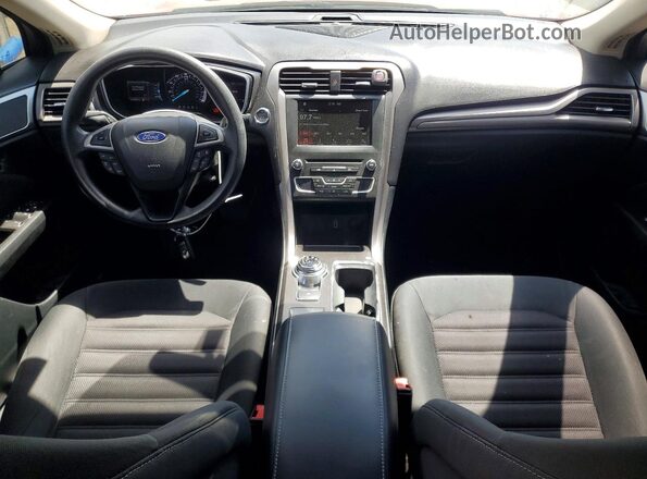 3FA6P0H71HR276972 2017 FORD FUSION Red Vista del salpicadero