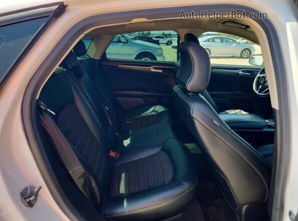3FA6P0HD2HR347165 2017 FORD FUSION Two Tone Rear seats view