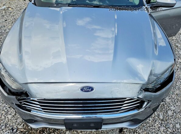 3FA6P0HD3LR145198 2020 FORD FUSION Silver Vista interior trasera