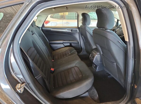 3FA6P0HD6JR233269 2018 FORD FUSION Gray Widok tylnych siedzeń