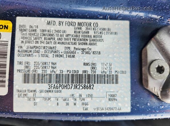 3FA6P0HD7JR258682 2018 FORD FUSION Blue Widok komory silnika