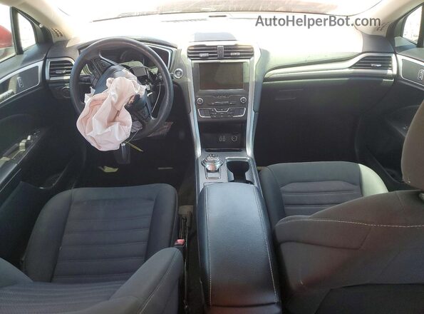 3FA6P0HD8LR135878 2020 FORD FUSION Red Widok deski rozdzielczej
