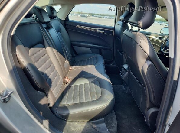 3FA6P0HD9GR223585 2016 FORD FUSION Silver Вид задніх сидінь