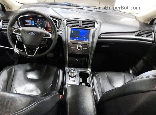 3FA6P0K91LR133233 2020 FORD FUSION White Vista del salpicadero